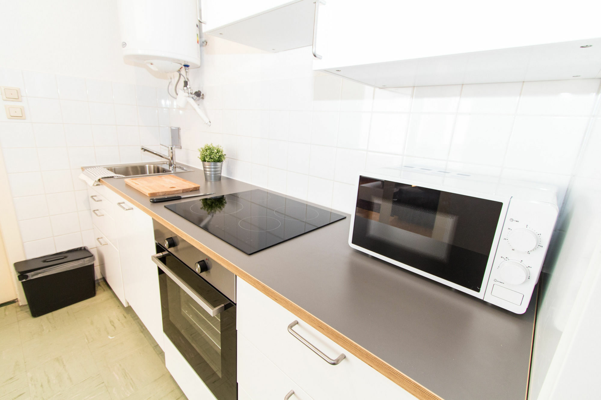 Checkvienna - Jenullgasse Apartment ภายนอก รูปภาพ
